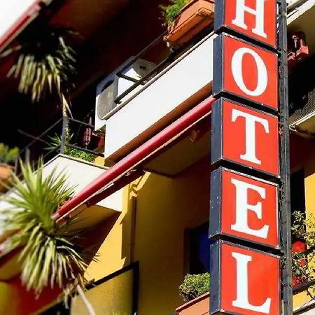 Lugano Hotel Тирана Экстерьер фото
